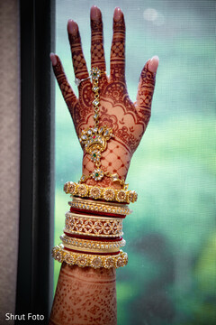 Hand of Celebration Hand of Celebration