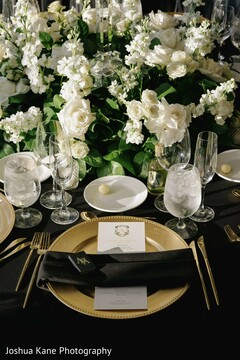 Tablescape Goals in Gold & Black Tablescape Goals in Gold & Black