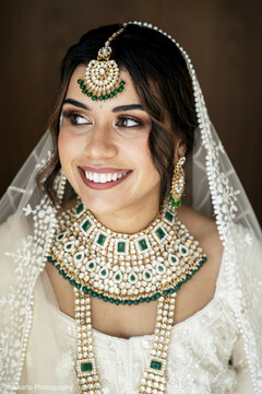 That Joyful Wedding Glow That Joyful Wedding Glow