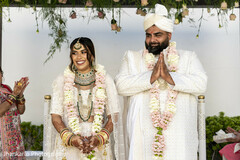A Garlanded Love Story A Garlanded Love Story