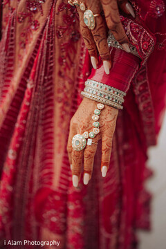 Bridal Details in Bloom Bridal Details in Bloom