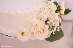 Ivory Blooms & Buttercream Ivory Blooms & Buttercream