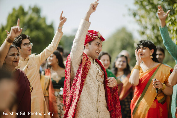 A Groom’s Grand Baraat Entrance