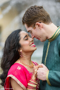 Close Moments, Closer Hearts