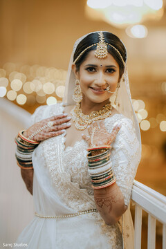 Timeless South Asian Bridal Glow
