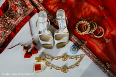 Glimmers of Tradition: A Bridal Flatlay Steeped in Elegance