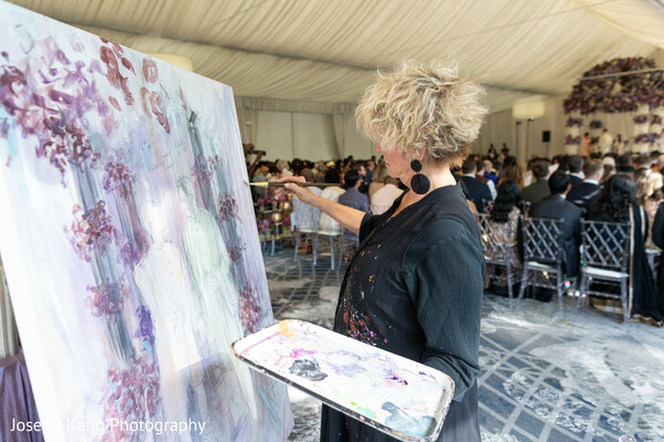 live wedding painter,wedding ceremony art,artistic wedding moment,luxury wedding experience,creative wedding details,interactive wedding entertainment,fine art wedding,ceremony ambiance,modern wedding touch,experiential wedding