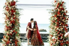 A Kiss Between Blossoms and the Sea