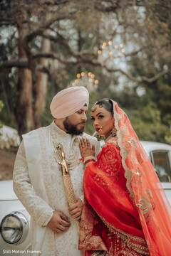 Vintage Charm and Modern Romance