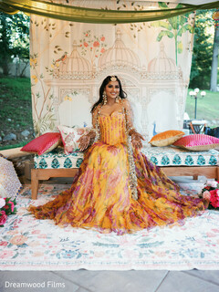 A Radiant Mehndi Bride