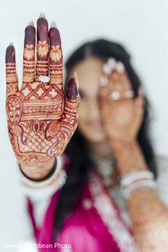 Bridal Mehndi Design with Ring