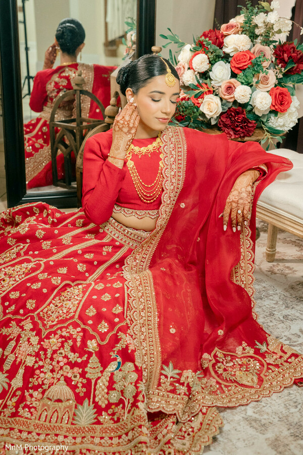 indian wedding,red lehenga,bridal jewelry,mehndi,gold necklace,bridal portrait,south asian wedding,floral decor,getting ready,bridal fashion