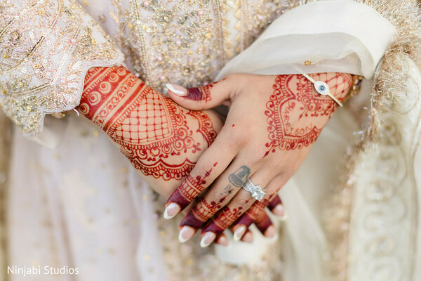 bridal mehndi,henna design,bridal hands,mehndi art