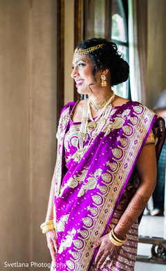 Bengali bride with purple sari Bengali bride with purple sari