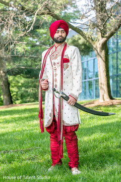 Sikh Indian Group with Kirpan Sikh Indian Group with Kirpan