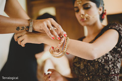 Bangles indian wedding bangles,bangles,indian bridal bangles,churis,bridal churi,jewelry