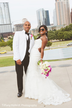 Bride and Groom Portrait bride and groom portrait,wedding day portrait,bride and groom outdoor photography,bride and groom outdoors