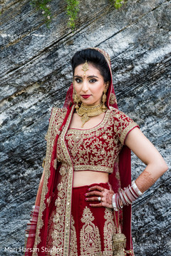 Most beautiful indian bride in her red lengha.