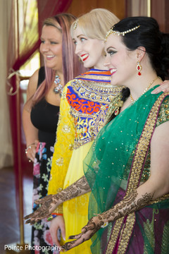 Lovely mehndi designs Lovely mehndi designs