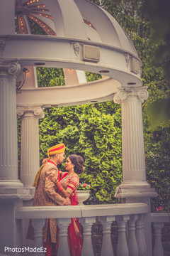 Indian bride and groom inspiration photography. indian wedding photography,indian bride and groom,indian wedding photography session