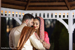 Indian Bride and Groom Portrait Indian Bride and Groom Portrait