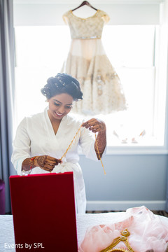 Indian wedding bridal jewelry