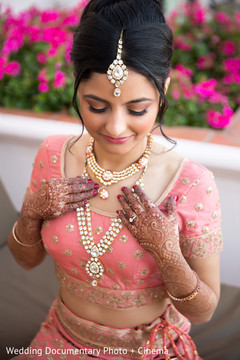 Beautiful maharani showing her bridal jewelry Beautiful maharani showing her bridal jewelry