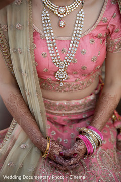 Lovely bridal jewelry Lovely bridal jewelry