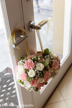 Lovely flowers for reception Lovely flowers for reception