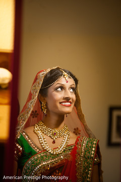 Indian bride jewelry Indian bride jewelry