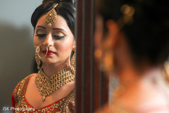 Lovely golden jewelry set Lovely golden jewelry set
