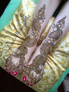 Bridal Mehndi on Feet indian bridal mehndi,indian bridal henna,indian wedding henna,indian wedding mehndi,mehendi,mehndi on feet