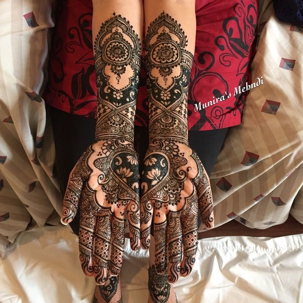 Latest 15 Simple Arabic Mehndi Designs This Wedding Season! - Hiscraves