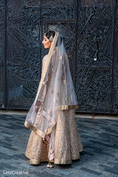 Lovely indian bride indian bridal fashions,indian bridal lengha,indian bridal jewelry,bridal tikka