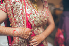 Bridal dupatta draping style. Bridal dupatta draping style.