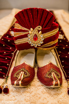 Indian groom sherwani, turban and shoes Indian groom sherwani, turban and shoes