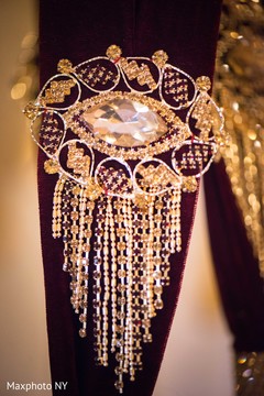 Beautiful clear gem pin Beautiful clear gem pin